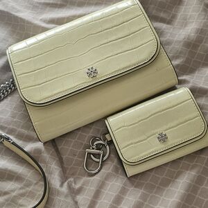 Tory Burch Light Yellow Crossbody Bag and Wallet Set